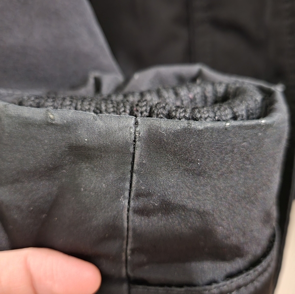 Women Tommy hilfiger black down filled short coat size small wind and waterproof - Picture 3 of 7